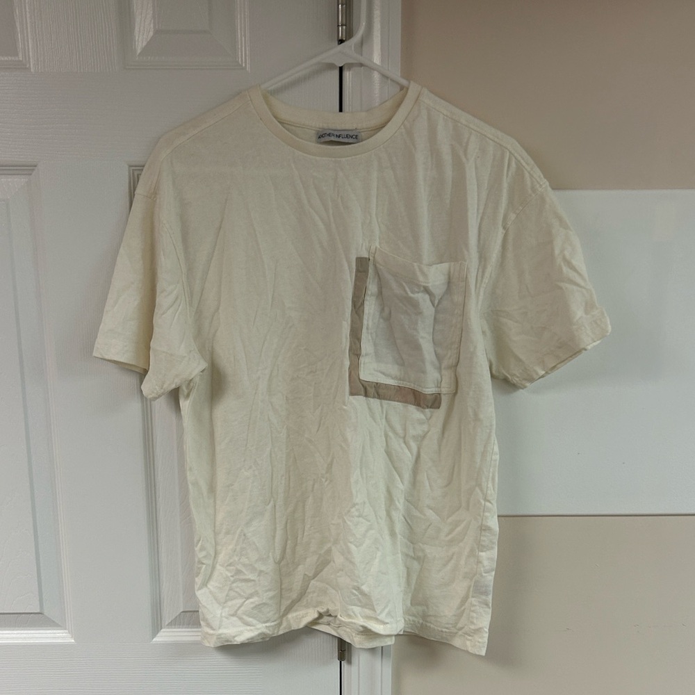 Another Influence Men’s Off White Pocket Tee